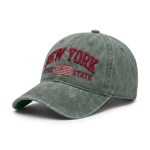 Ladies fashionable cap with embroidered New York motif Bowlift