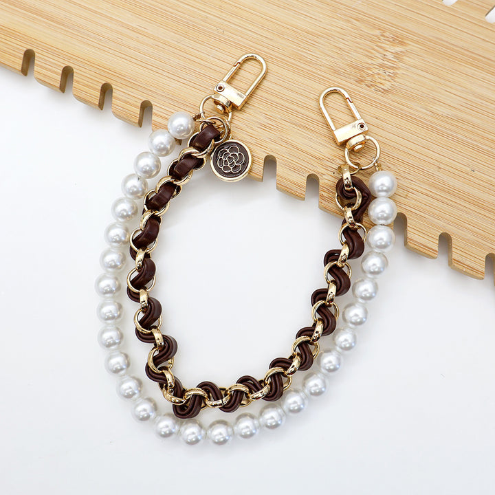 Chic Pearl-Chain Eyewear Holder Bowlift