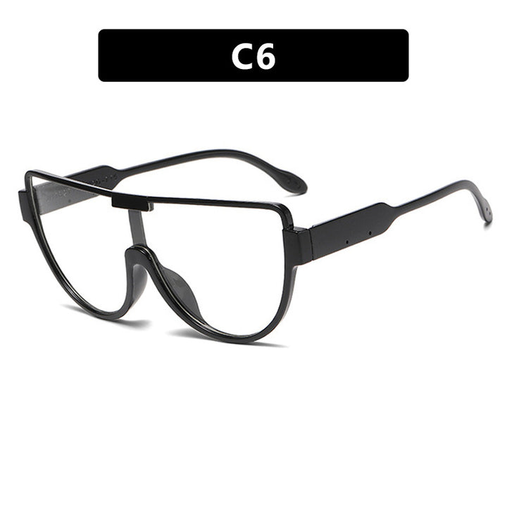 Ladies futuristic sunglasses in sporty design Bowlift