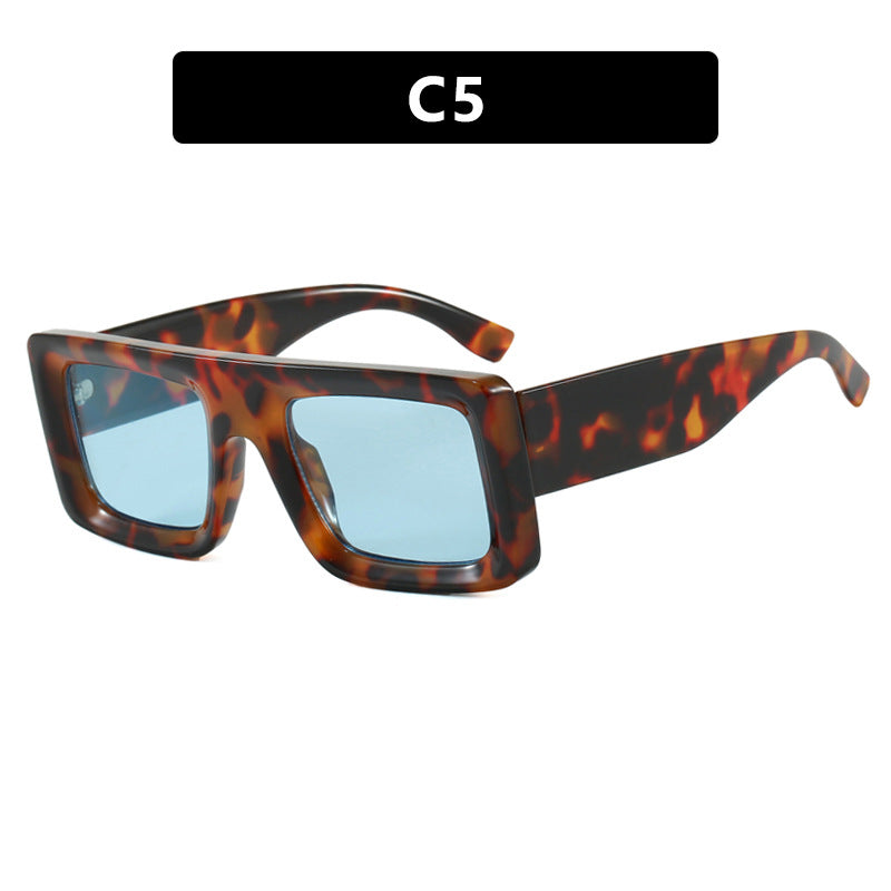 Women's fashionable square sunglasses with sturdy frame and protective lenses Bowlift