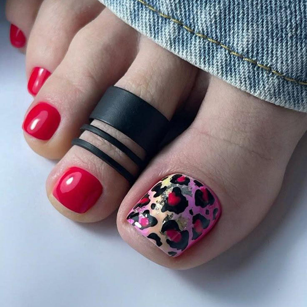 Artificial nails for elegant foot care Bowlift
