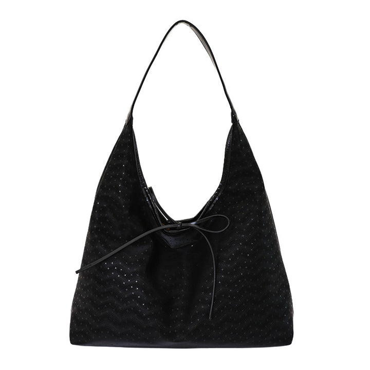 Chic Hobo Bag Bowlift