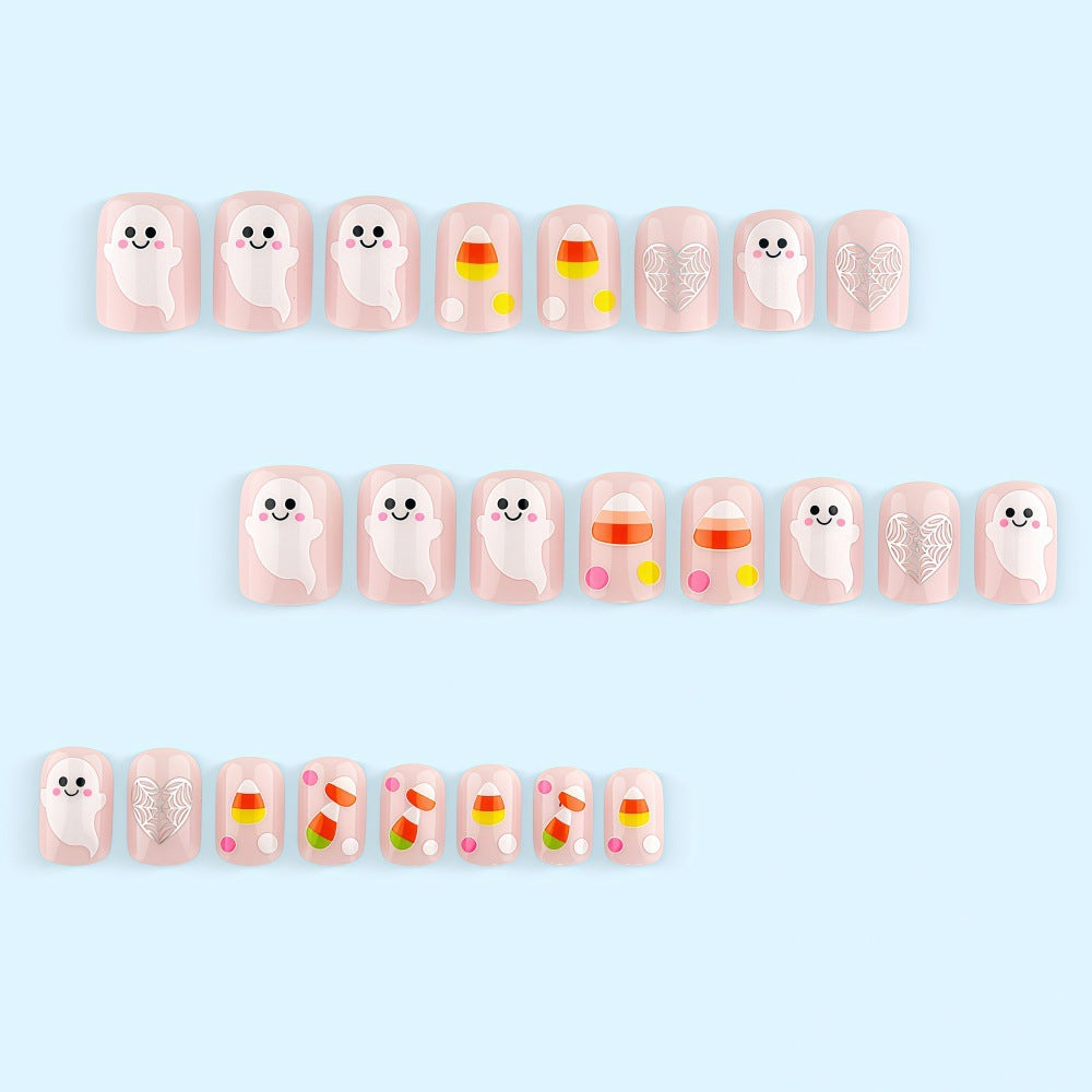 Artificial nails for Halloween with cute ghost motifs Bowlift