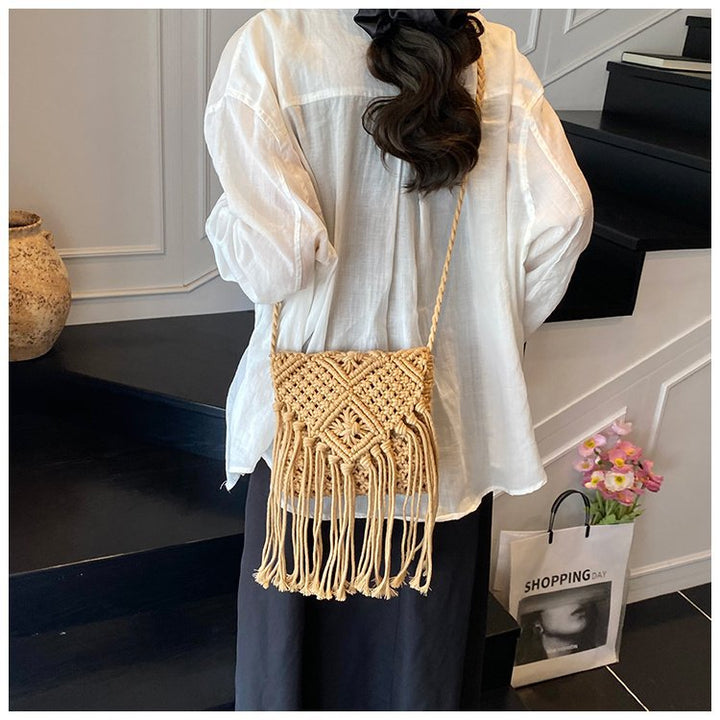 Macramé shoulder bag with fringed details Bowlift