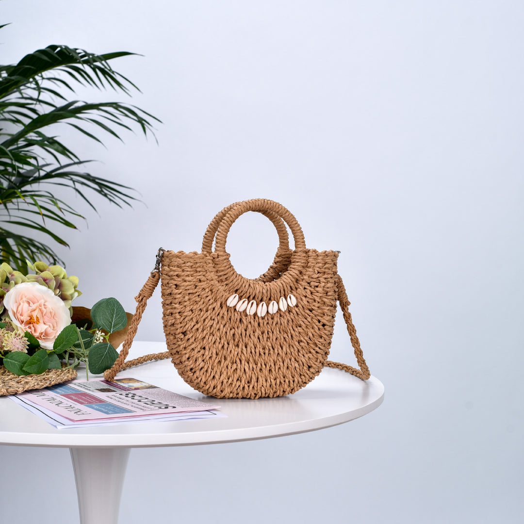 Natural fiber handbag with shell decoration Bowlift