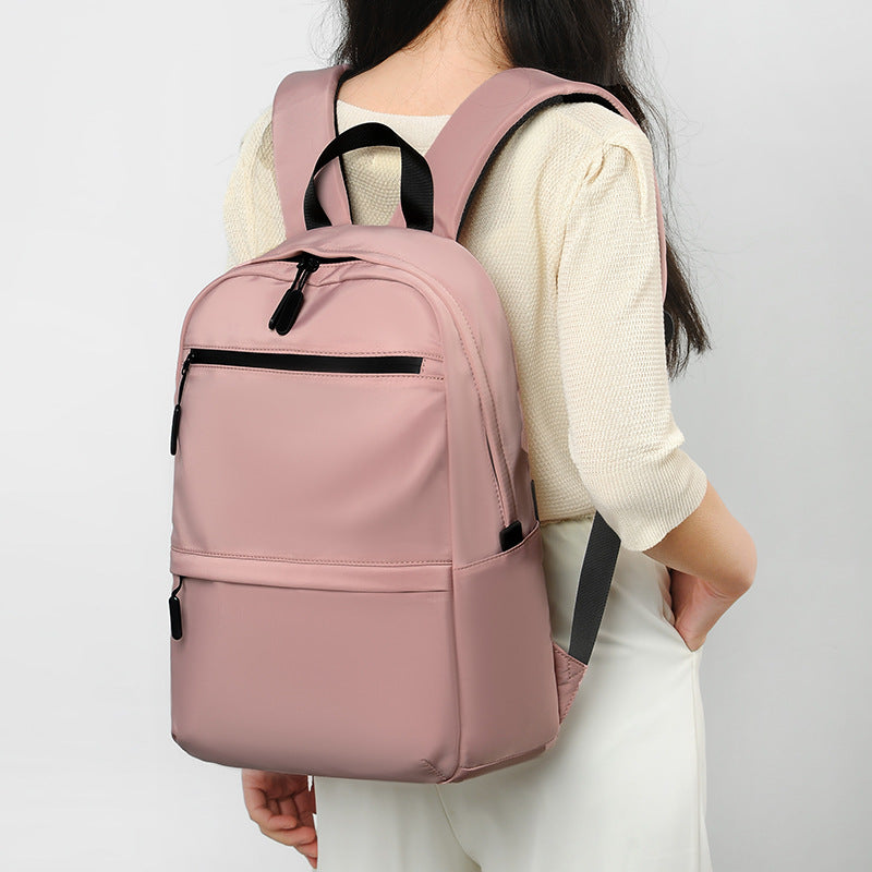 Urban backpack with intelligent compartment system and water-repellent material Bowlift