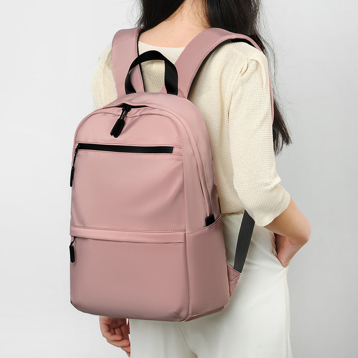 Urban backpack with intelligent compartment system and water-repellent material Bowlift