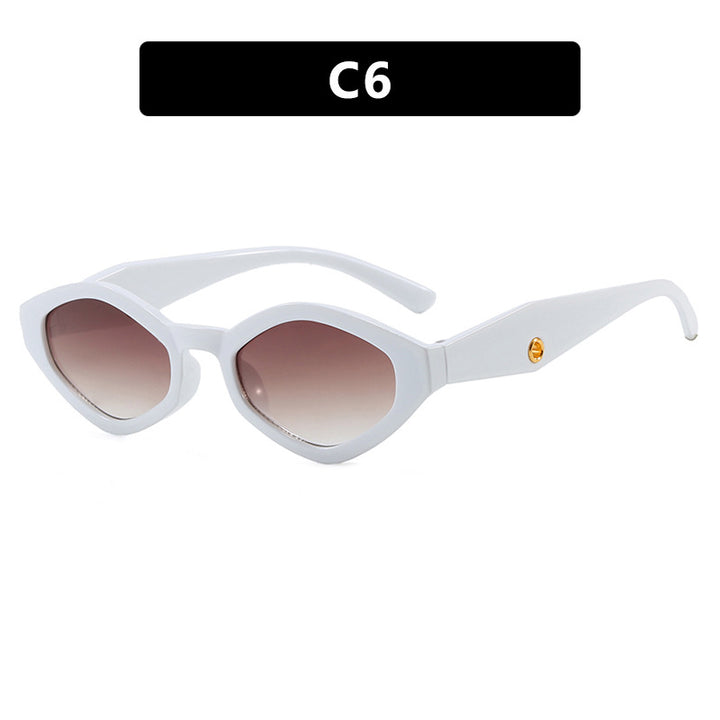 Women's fashionable sunglasses in striking butterfly design Bowlift