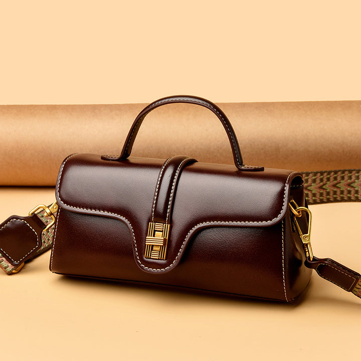 Elegant Structured Handbag Bowlift