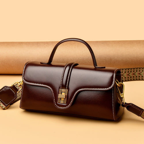 Elegant Structured Handbag Bowlift