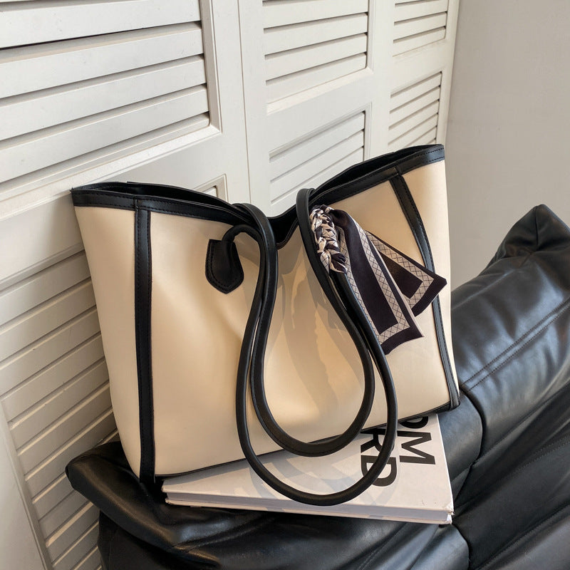 Elegant Large Tote Handbag Bowlift