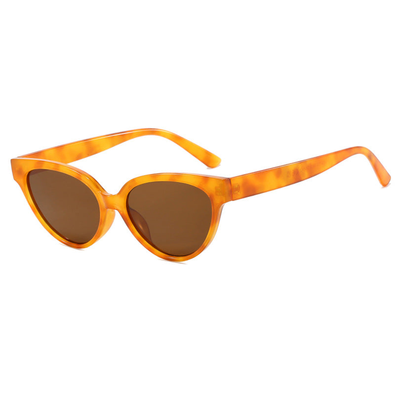 Ladies Cat-Eye Sunglasses with Luxurious Pattern and UV Protection Bowlift