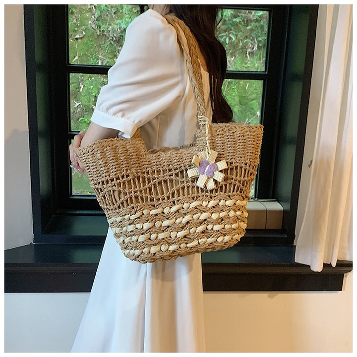 Braided shopping bag with decorative elements Bowlift