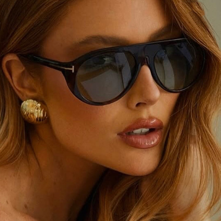 Women's Cat-Eye Sunglasses with protective UV filter and mirrored lenses Bowlift