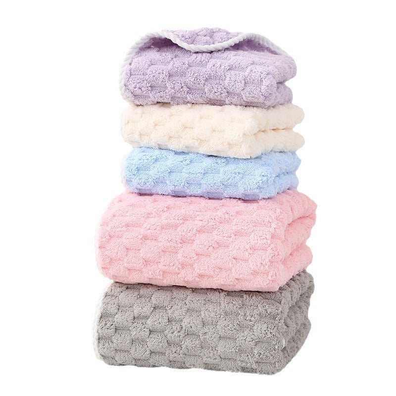 Cozy Living Blanket Made of Soft Microfiber Bowlift