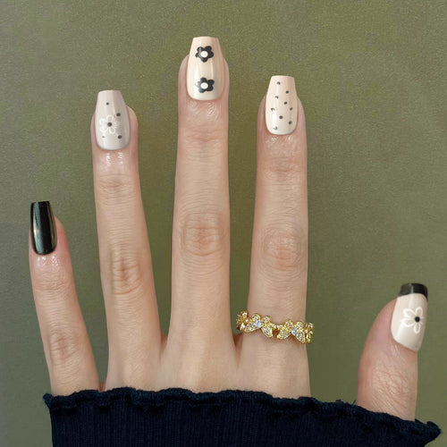 Stylish Floral Nail Art Set