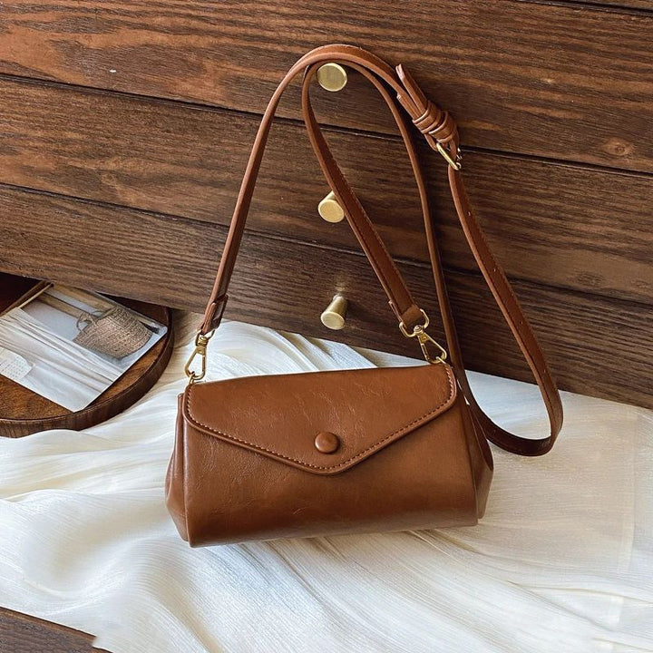 Elegant Leather Clutch Bag Bowlift