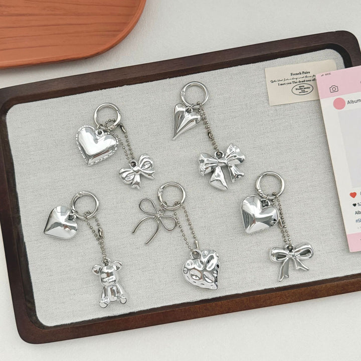 Heart-Shaped Charm Keychain with Bow Bowlift