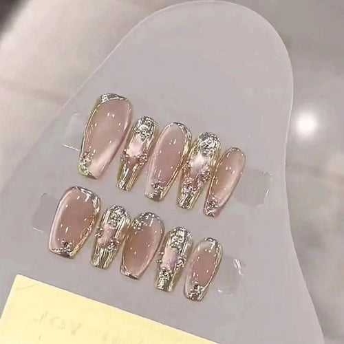 Chic Press-On Nail Art Set Bowlift