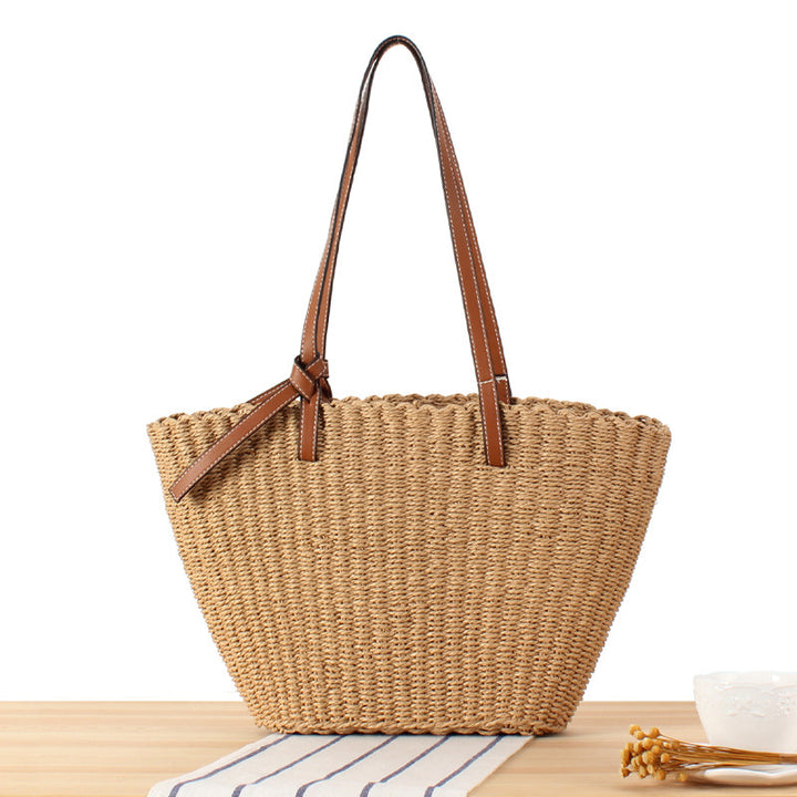 Natural raffia tote bag with elegant leather detail Bowlift