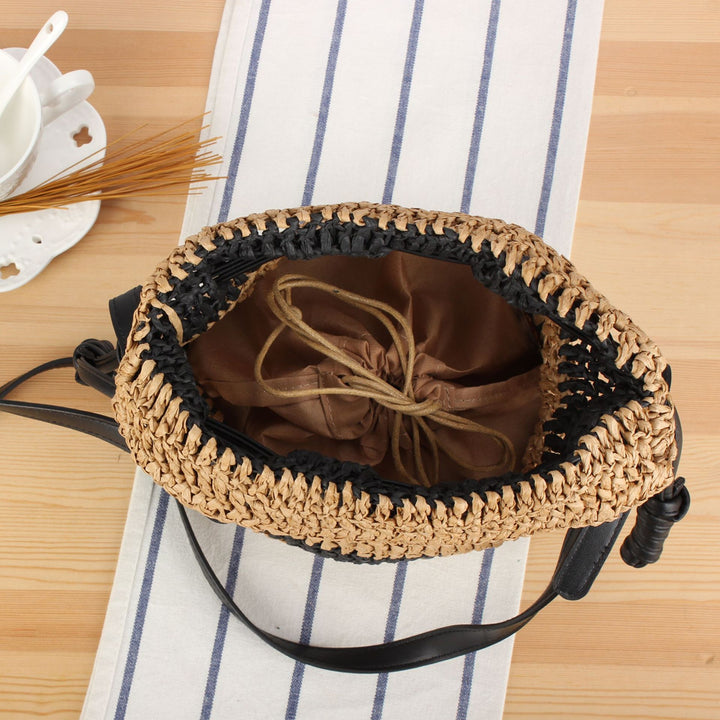 Braided crossbody bag with drawstring closure Bowlift