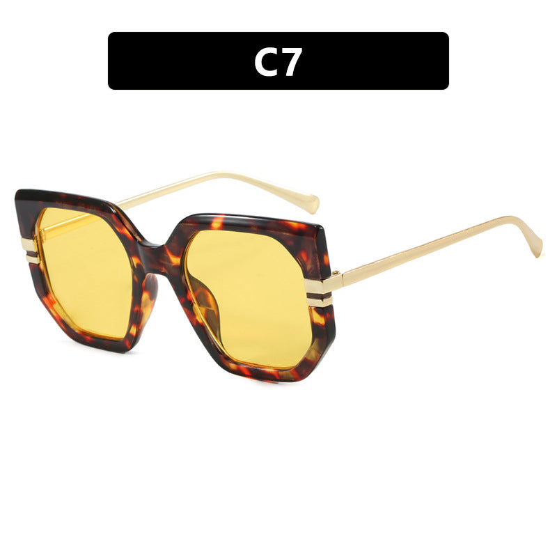 Women's geometric sunglasses with luxurious gold frame and polarized lenses Bowlift