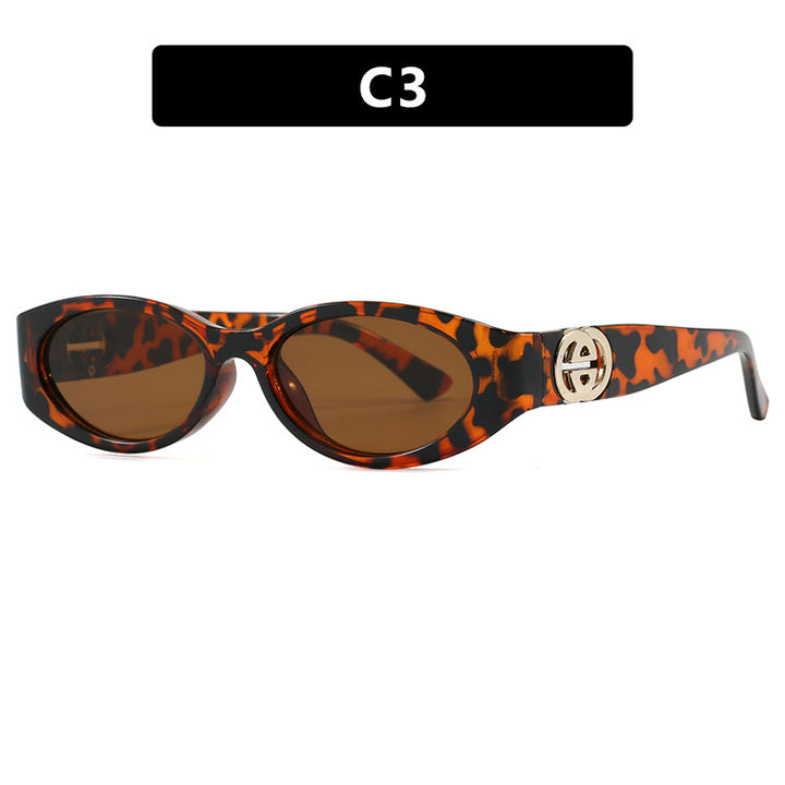 Women's fashionable cat-eye sunglasses with protective UV filter and luxurious accents Bowlift