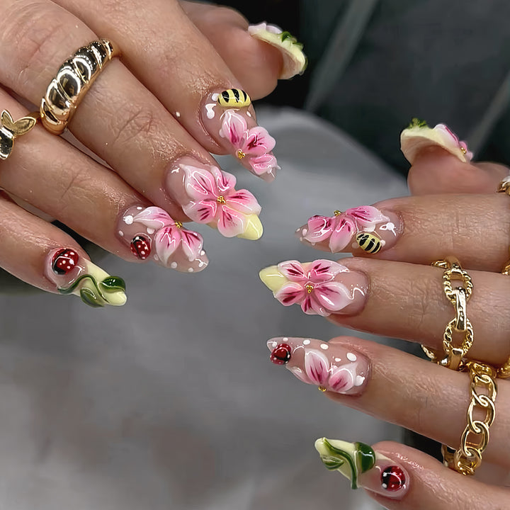 Floral Design Decorative Press-On Nail Set Bowlift