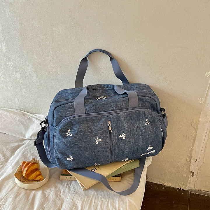 Women's spacious sport and travel bag with elegant details Bowlift