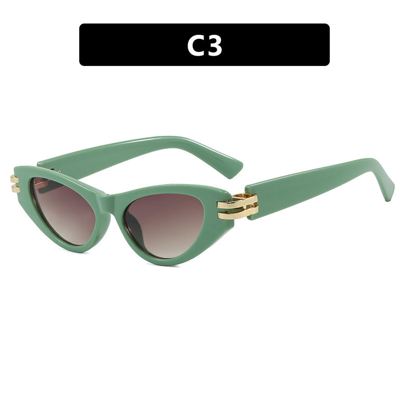 Ladies Cat-Eye Sunglasses with Luxurious Accents Bowlift