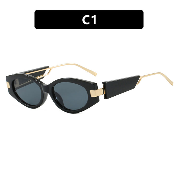 Ladies elegant Cat-Eye sunglasses with gold accents Bowlift