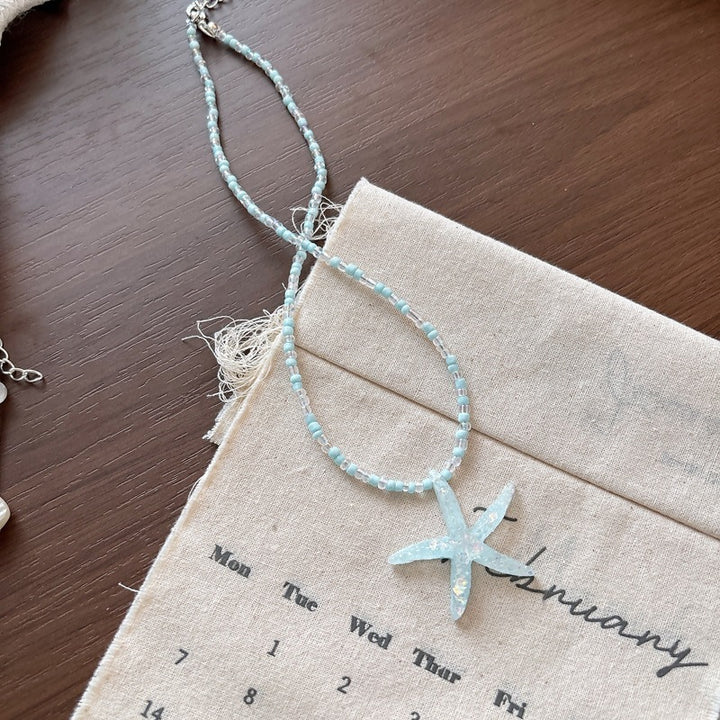 Necklace with Glitter Fish Tail Bowlift