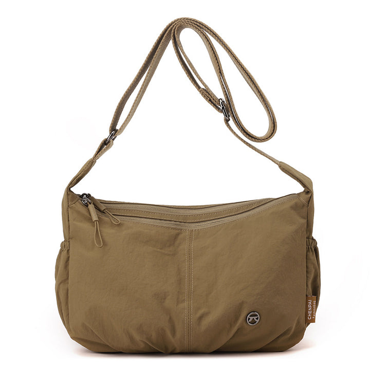 Practical Everyday Shoulder Bag Bowlift