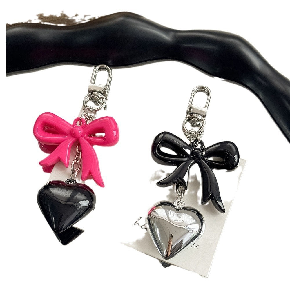 Heart-Shaped Charm Keychain Bowlift