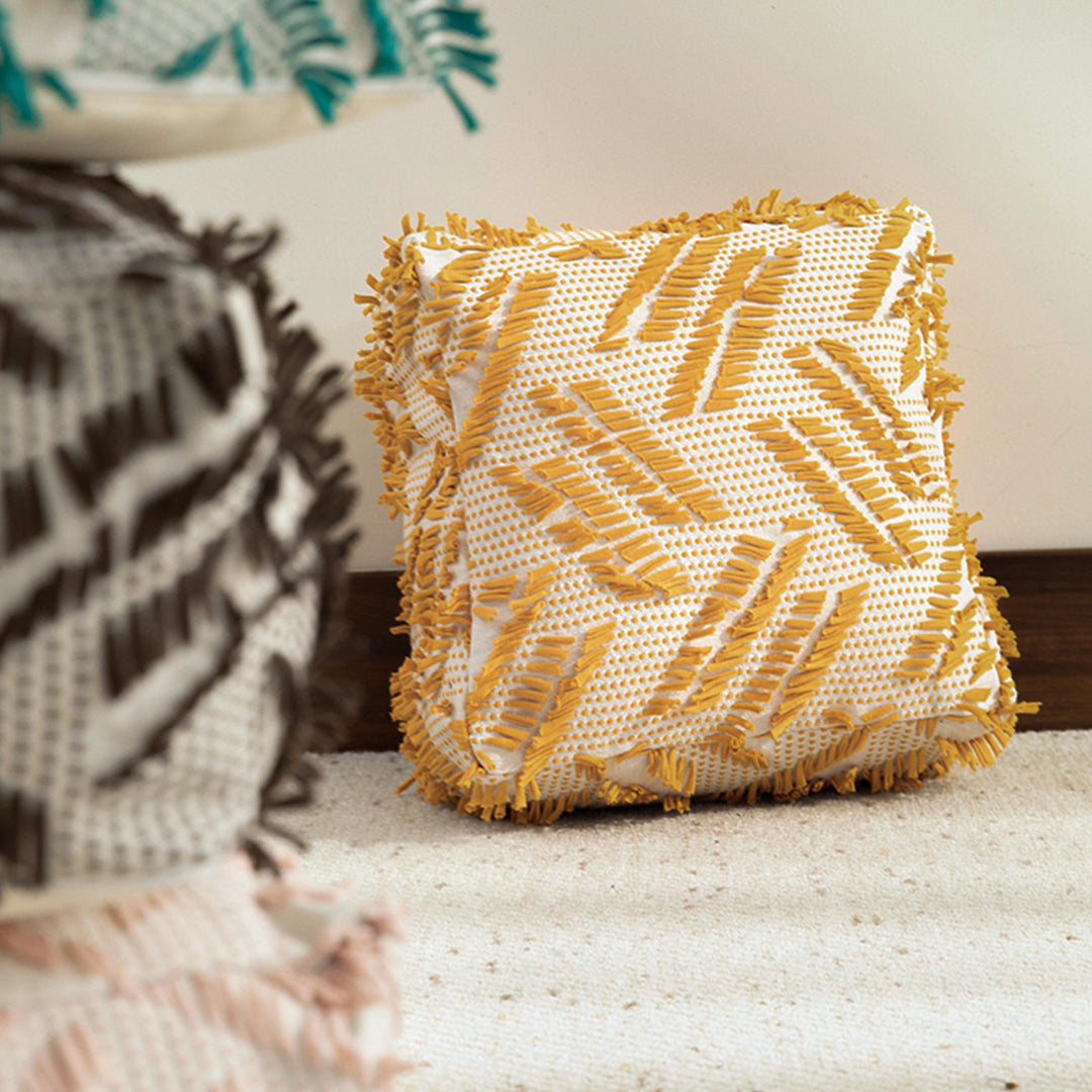 Floor cushion pouf with structured fringe surface Bowlift