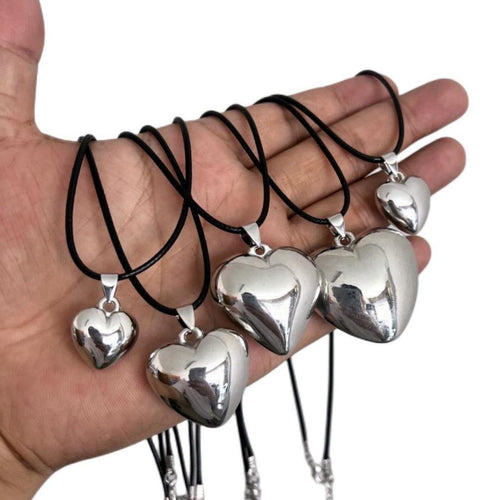 Heart-Shaped Charm Necklace Bowlift