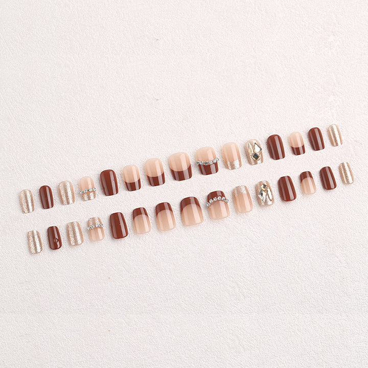 Nail set with Sparkling Crystal and Glitter Accents Bowlift