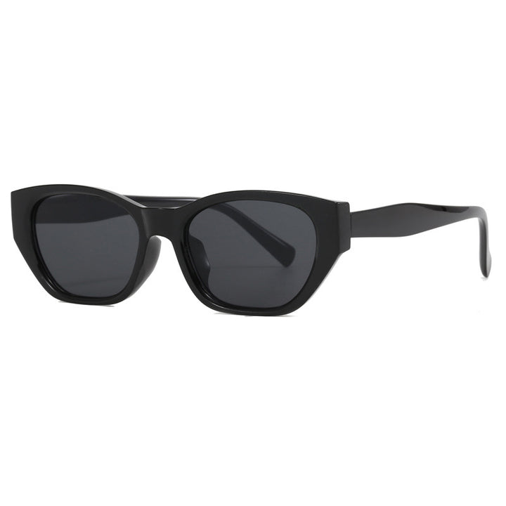 Women's futuristic cat-eye sunglasses with transparent frame and comfortable UV protection Bowlift