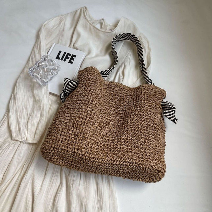 Handcrafted Trendy Straw Bag Bowlift