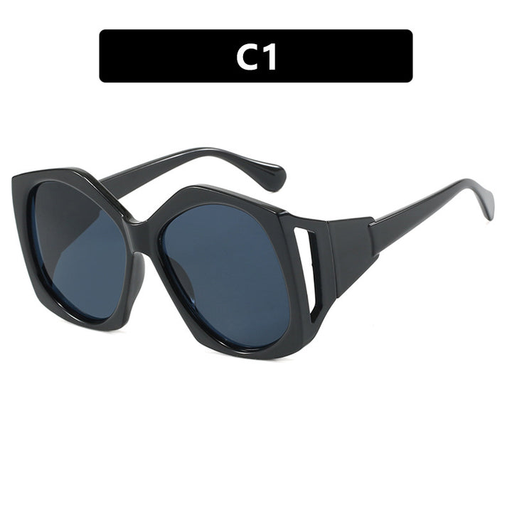 Women oversized sunglasses with futuristic design Bowlift