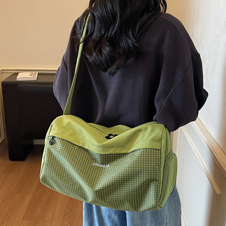Sporty Shoulder Bag Bowlift
