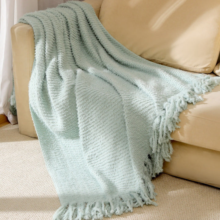 Soft Textured Throw Blanket Bowlift