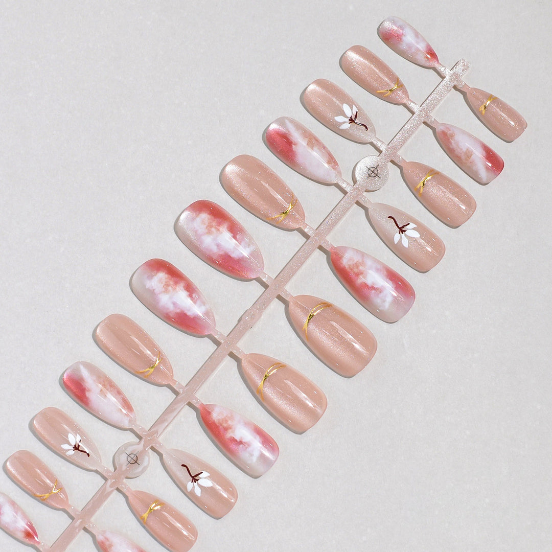 Artistic Press-On Nail Collection Bowlift