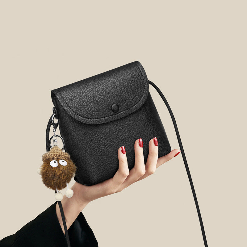 Elegant Crossbody Bag Bowlift
