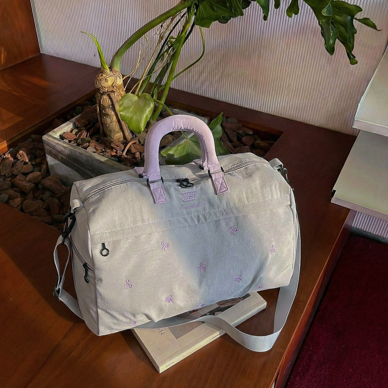 Versatile Travel Tote Bowlift