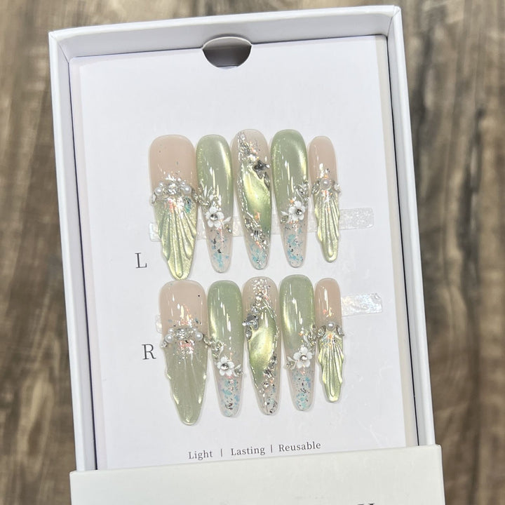 Floral Accented Stiletto Press-On Nails Bowlift