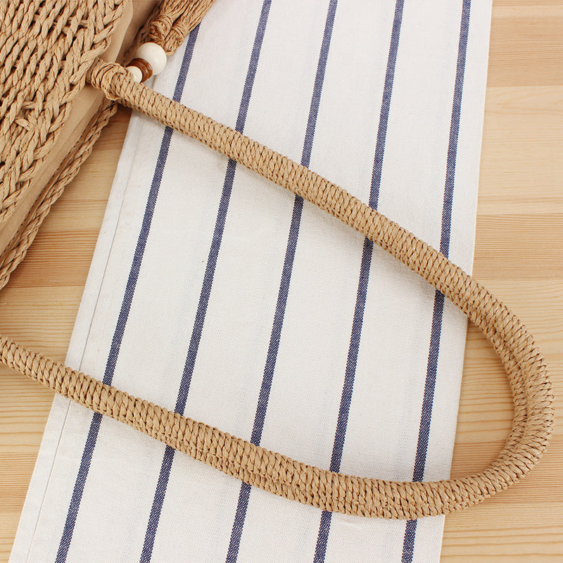Handmade tote bag with decorative fringes Bowlift