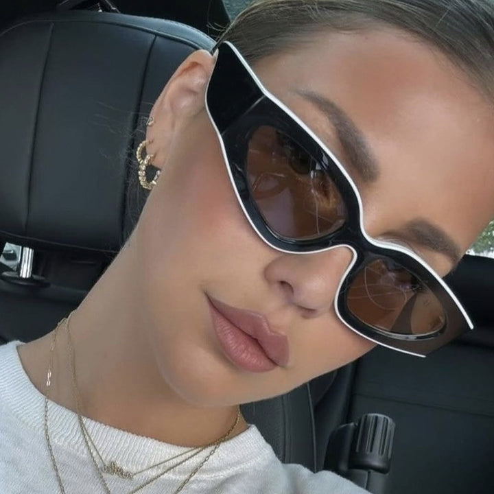 Women's Cat-Eye Sunglasses with Extravagant Design and Protective UV Filter Bowlift