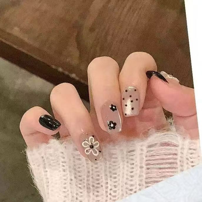 Ombre Glossy Press-On Nail Extensions Bowlift