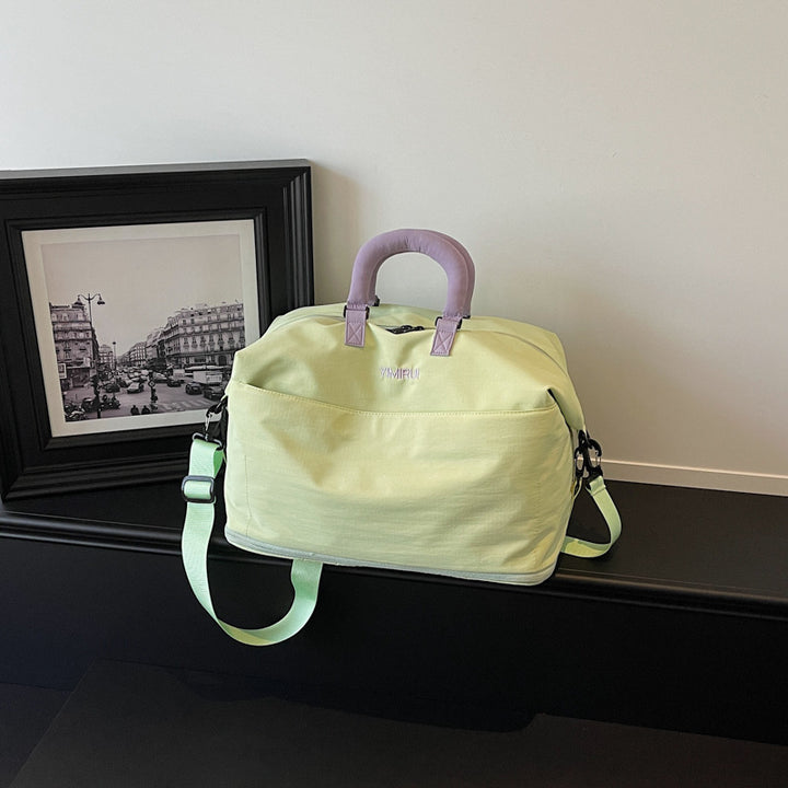 Versatile Multi-Pocket Travel Duffle